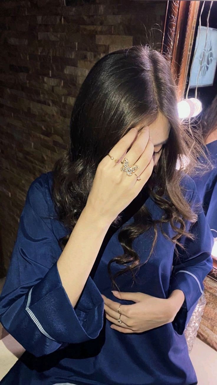 ladki ki dp
