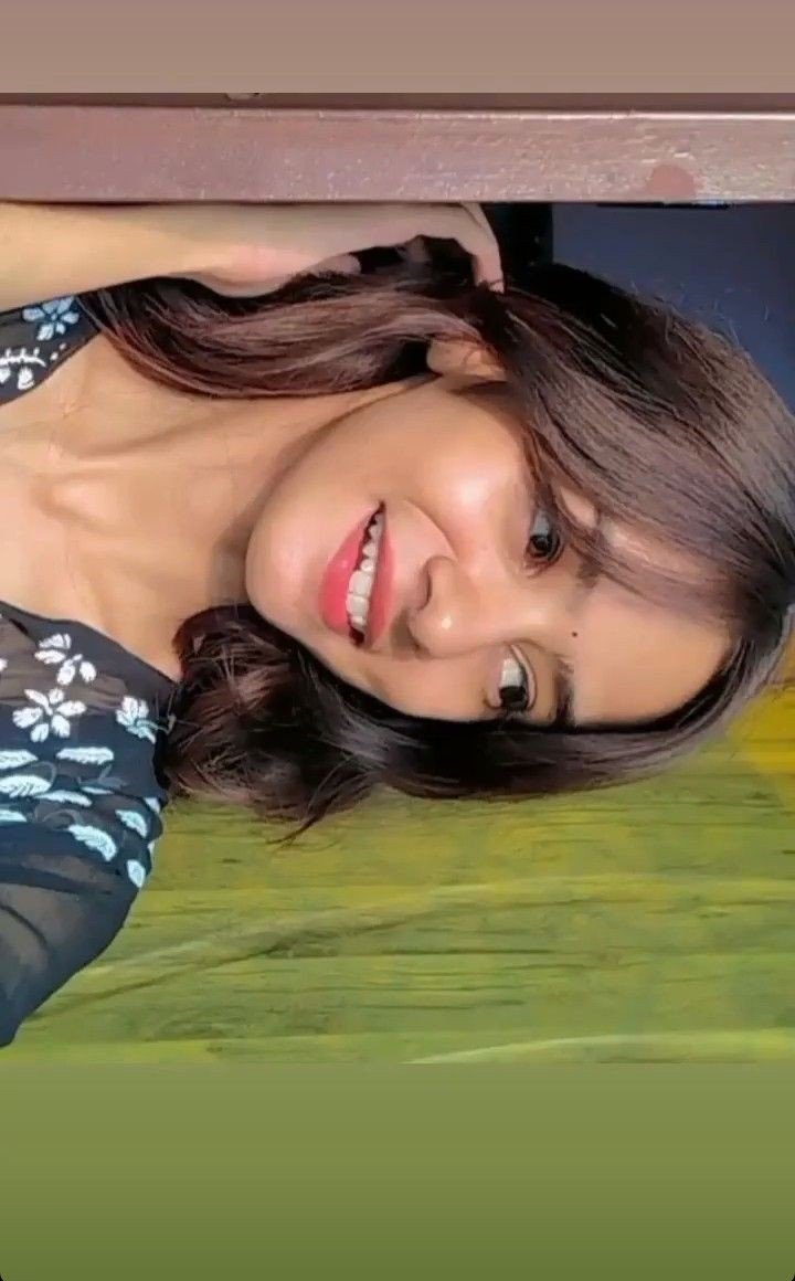 ladkiyon ki dp