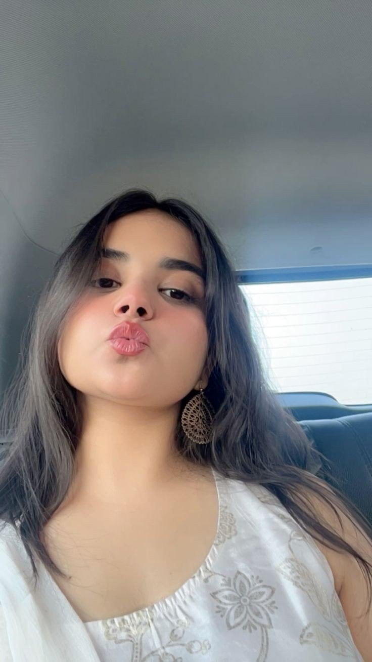 real girl pic dp