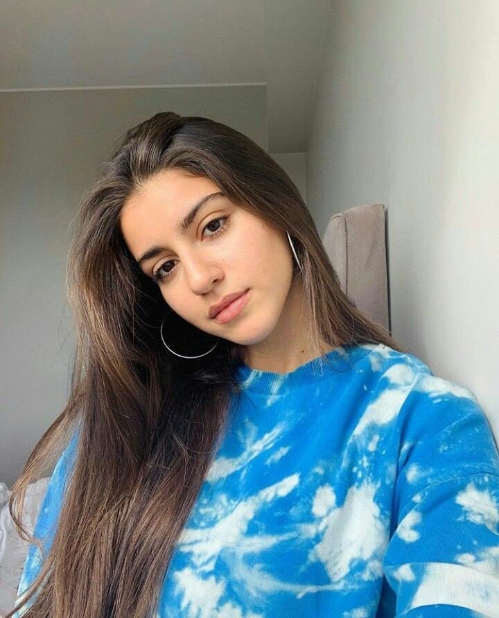 real girl pic for profile picture