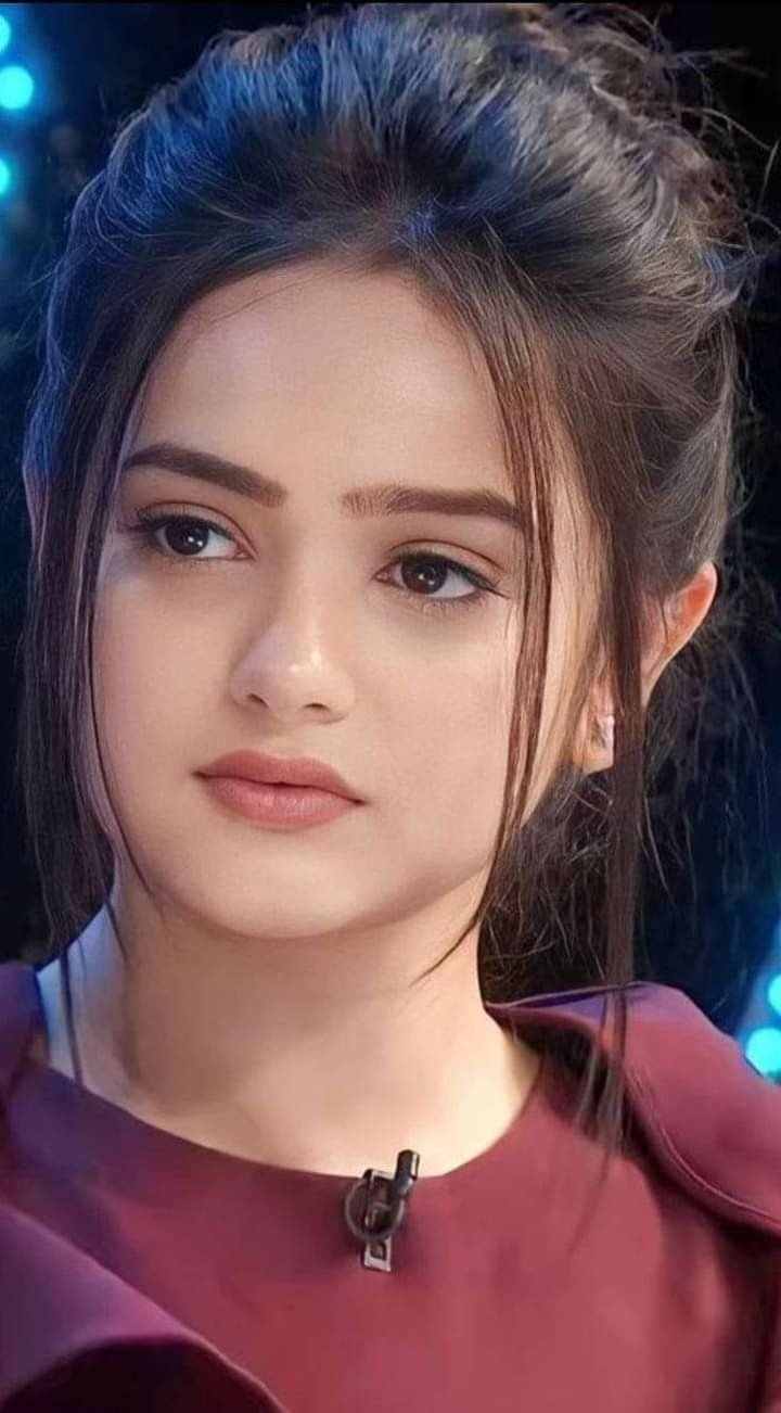 real girl pic for profile picture